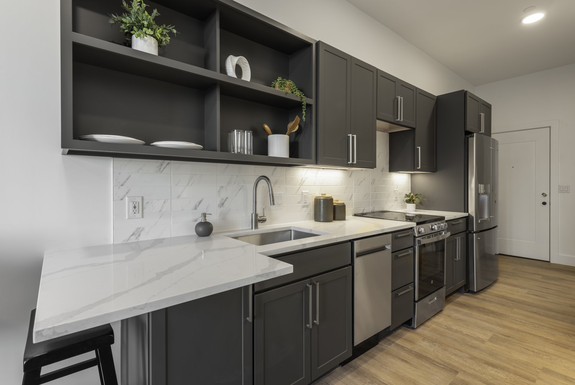 9 128 Maple St Studio 4